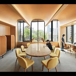 9h Nine Woman Shinjuku Sleep Lab Tokio